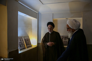 بازدید سید محمد خاتمی از باغ دولت آباد یزد