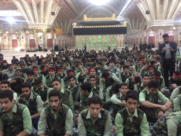 تجدید پیمان 480 نفر از فرماندهان واحدهای مقاومت دانش آموزی با آرمان های امام (ره)