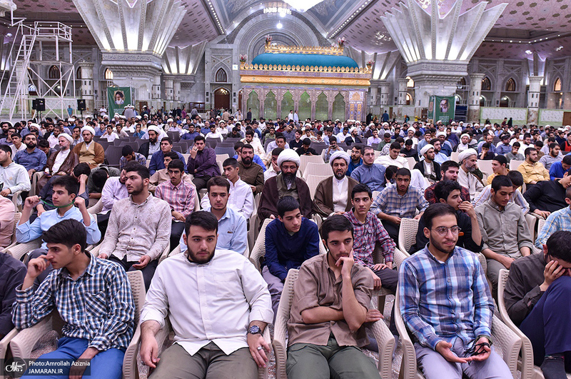 آئین آغاز سال تحصیلی حوزه علمیه استان تهران در حرم امام خمینی