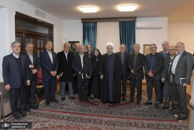 دیدار جمعی از مدیران سابق آموزش عالی با حسن روحانی + گزارش تصویری