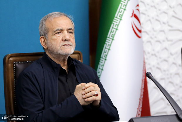 ببینید/ روایت پزشکیان از توضحیش به رهبر انقلاب در مورد تهران و انتقال پایتخت