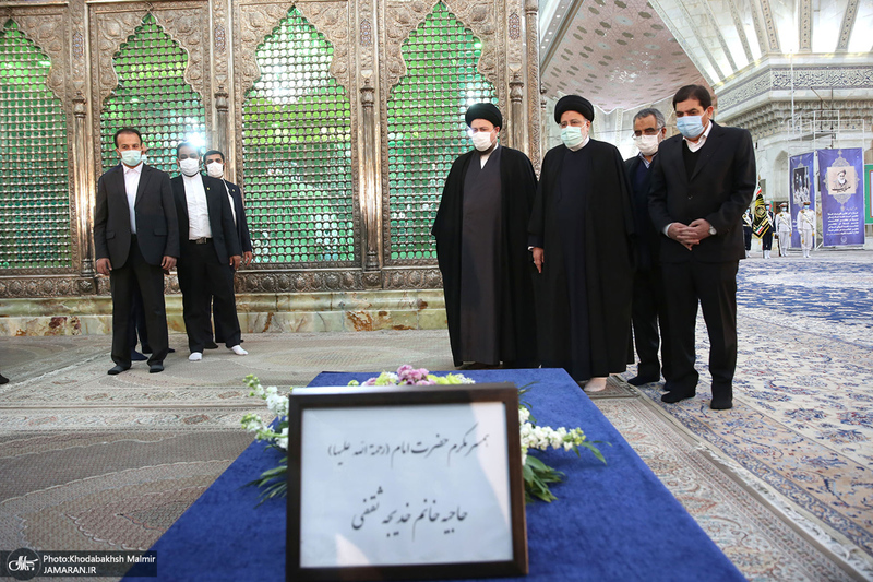 تجدید میثاق رئیس جمهور و اعضای دولت با آرمان های حضرت امام (س)