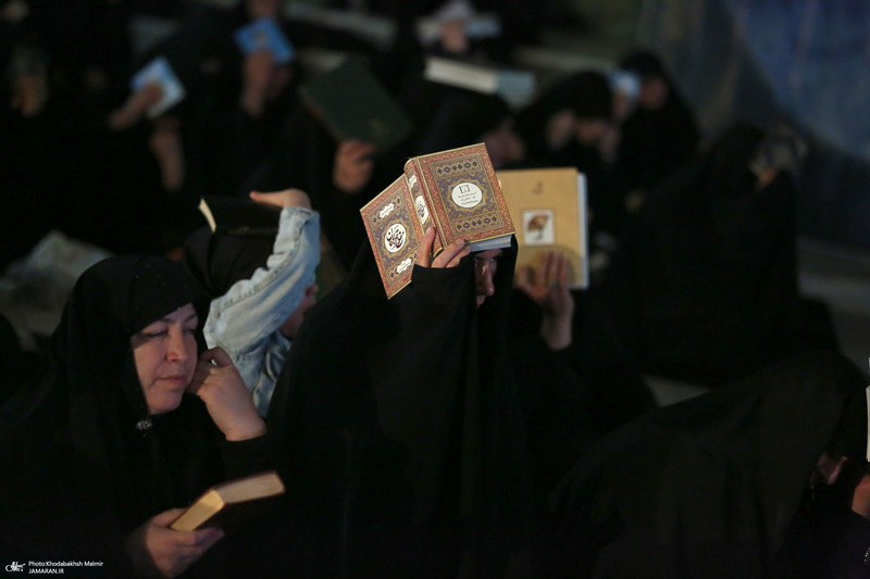 احیای شب بیست و یکم ماه مبارک رمضان درحرمطهر امام خمینی (س) - 2