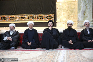 مراسم عزاداری حضرت اباعبدالله الحسین (ع) درحرم مطهر امام خمینی (س)