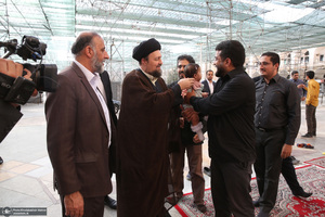 مراسم سالگرد در گذشت سید محمود دعایی در حرم مطهر امام خمینی (س)