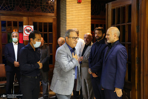 مراسم ختم مادر فرشاد مومنی