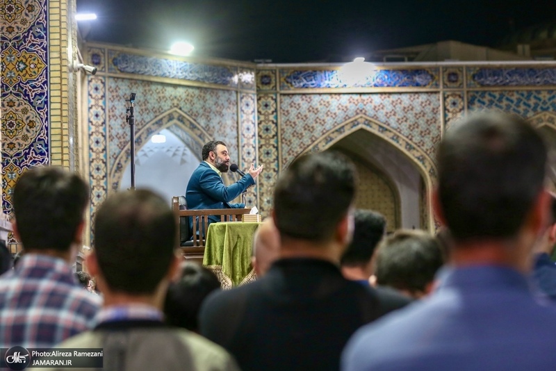 مراسم شب ولادت امام رضا (ع) در صحن غدير