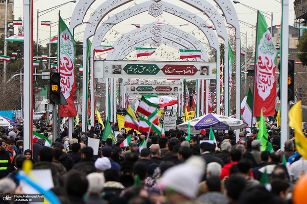 آغاز راهپیمایی سراسری مردم ایران در یوم‌الله ۲۲ بهمن ۱۴۰۴ به مناسبت چهل و هفتمین فجر انقلاب + عکس و فیلم