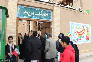 حال و هوای بیت تاریخی امام در خمین در روز 22 بهمن