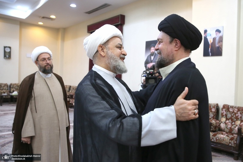 حاشیه های ادای احترام مهمانان خارجی چهلمین کنفرانس وحدت اسلامی به مقام شامخ حضرت امام خمینی (س)