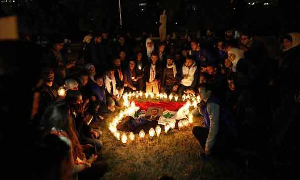 شمع های صلح در سوریه + عکس
