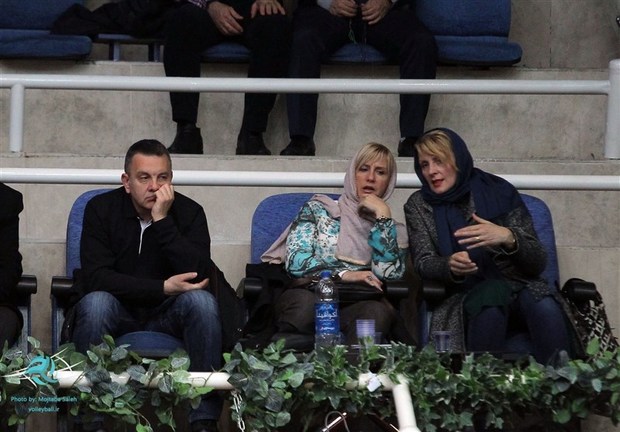  همسر سرمربی تیم ملی والیبال هدایت هندبال بانوان را بر عهده می گیرد؟
