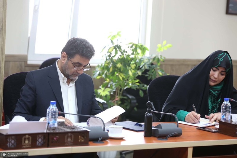 امضا تفاهم نامه بین موسسه تنظیم ونشر آثار امام خمینی با مجمع بین المللی اساتید دانشگاه ها