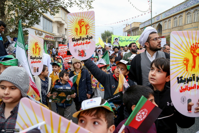 راهپیمایی باشکوه 13 آبان