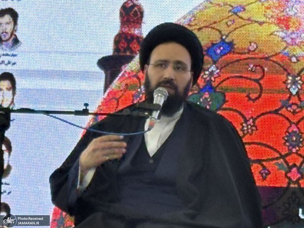 گزارش تصویری/ بزرگداشت شهادت حضرت علی بن محمدالباقر(ع)و شهدای منطقه مشهد اردهال با سخنرانی سید علی خمینی