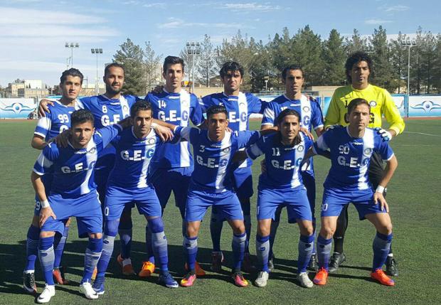 دو بازیکن جدید به گل‌گهر پیوستند
