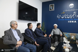 بازدید رییس موسسه تنظیم و نشر آثار امام خمینی (ره) از خبرگزاری ایسنا