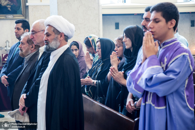 مراسم بزرگداشت امام خمینی(س) در کلیسای «سرکیس مقدس»