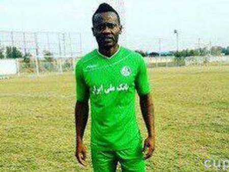 آلویس نانگ بهترین بازیکن زمین دیدار دو تیم استقلال خوزستان و الجزیره