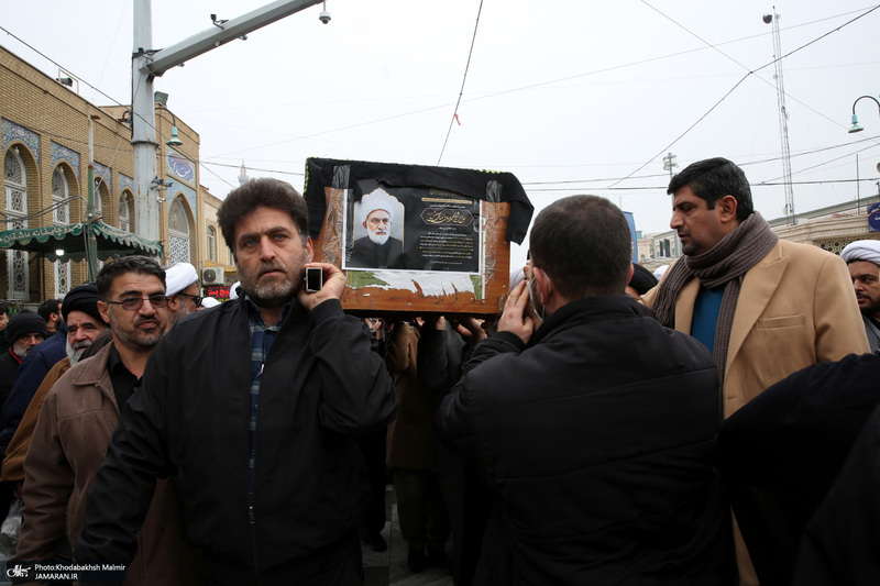 مراسم شییع و نماز