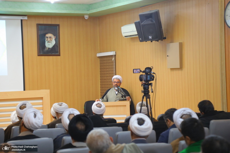 هشمتین نشست تبیین مکتب امام خمینی با عنوان «تاثیر مکتب فقهی امام خمینی (س) بر فقه سیاسی شیعه‎‎»