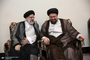 حاشیه های تجدید میثاق رئیس قوه قضاییه و مسئولان عالی قضایی با آرمان‌های امام خمینی(س)