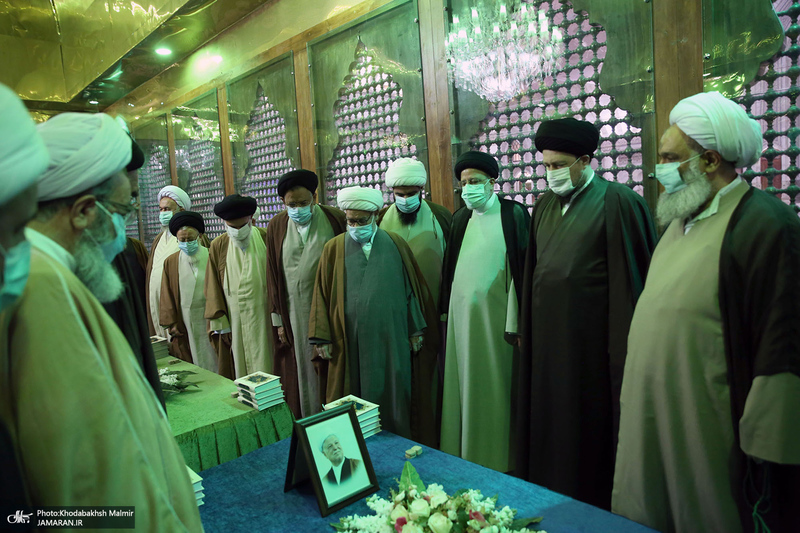 تجدید میثاق هیأت رئیسه و اعضای مجلس خبرگان رهبری با آرمان های امام خمینی(س)