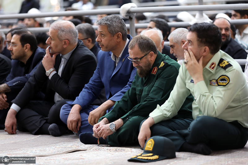 حضور شخصیت‌های سیاسی و مسئولان کشوری و لشکری در مراسم سالگرد ارتحال حضرت امام خمینی (س) -3