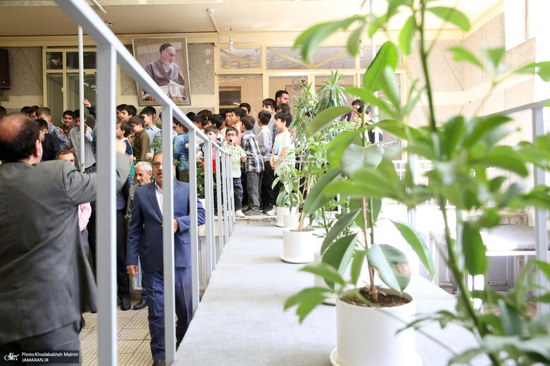 بازدید دانش آموزان مدرسه پیام امام (ره) از جماران