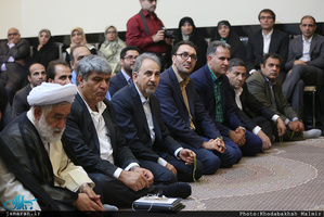 دیدار شهردار و اعضای شورای اسلامی شهر تهران با سید حسن خمینی
