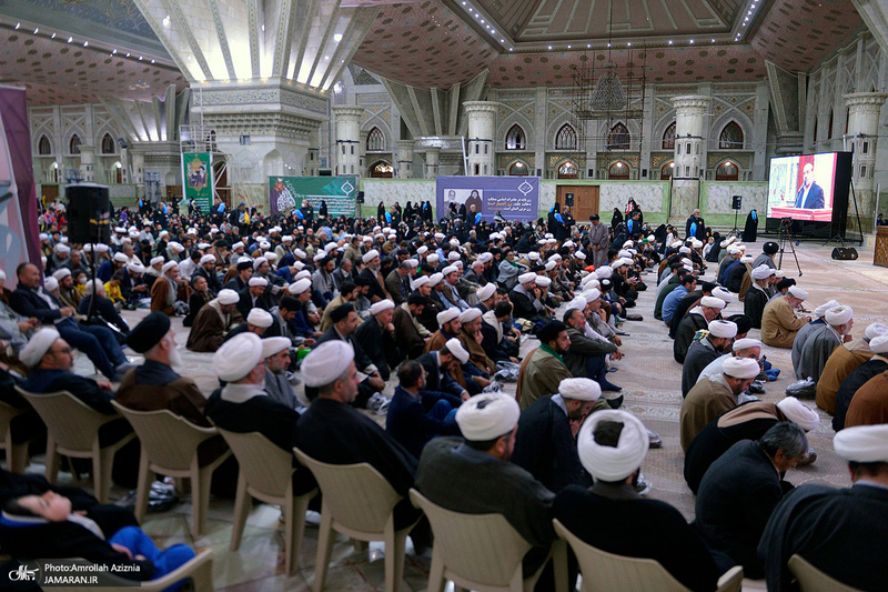 مراسم شب میلاد حضرت زهرا (س) و فرزند برومندش حضرت روح الله در حرم امام خمینی