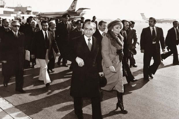 Shah's escape marked turning point in revolution victory under Imam Khomeini's wise leadership