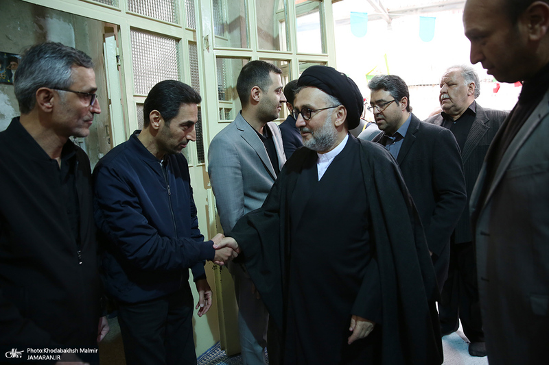مراسم تشییع مرحوم حسن غفوری فرد از حسینیه جماران