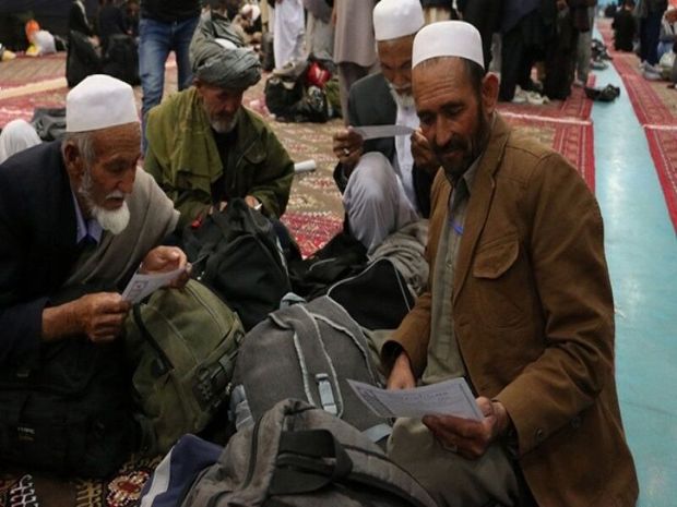۲ تا ۳ هزار زائر افغانستانی اربعین روزانه از دوغارون وارد ایران می‌شوند