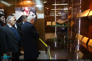 بازدید رئیس کمیته بازرسی کشور ارمنستان از بیت امام خمینی در جماران