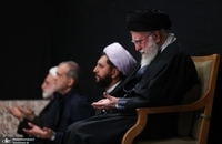 اولین شب مراسم عزاداری ایام شهادت حضرت زهرا(س) با حضور رهبر انقلاب (7)