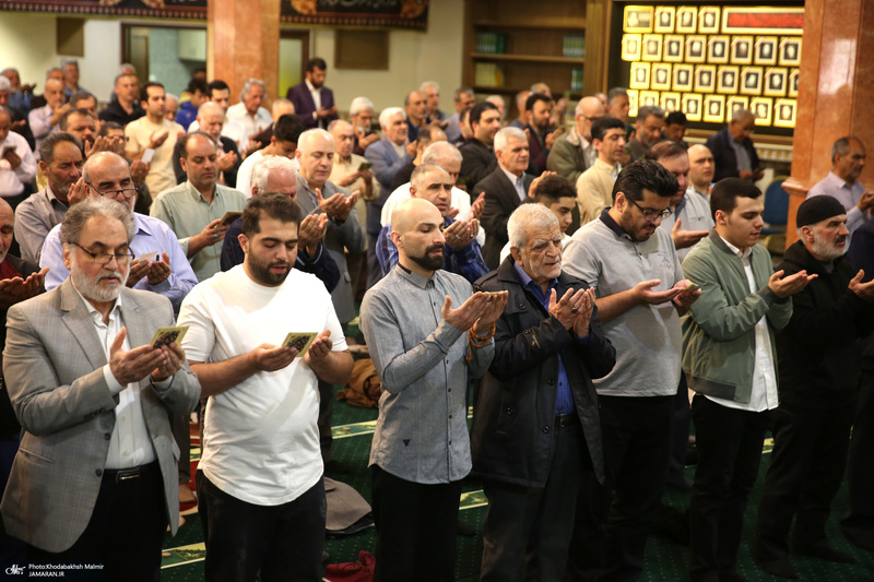 اقامه نماز عید سعید فطر در حسینیه شماره 2 جماران