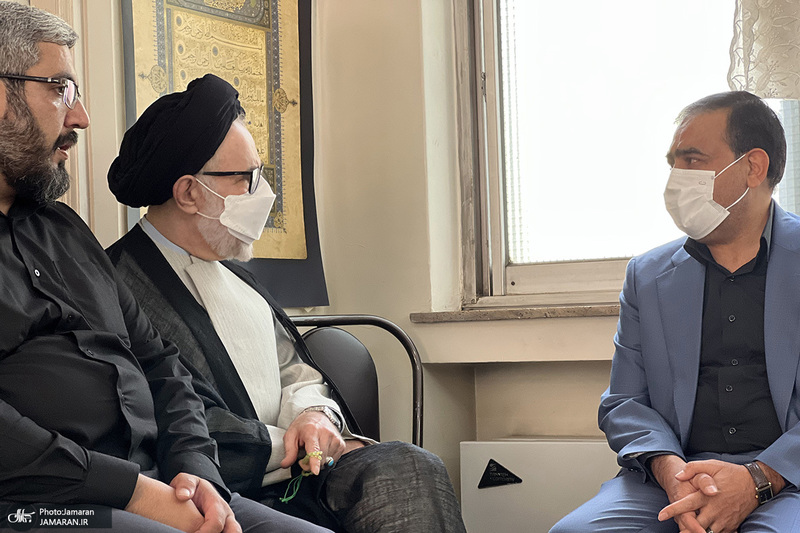 حضور سید محمد خاتمی در منزل مرحوم سید محمود دعایی (ره)