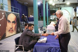 حضور سید حسن خمینی در دور دوم انتخابات مجلس شورای اسلامی