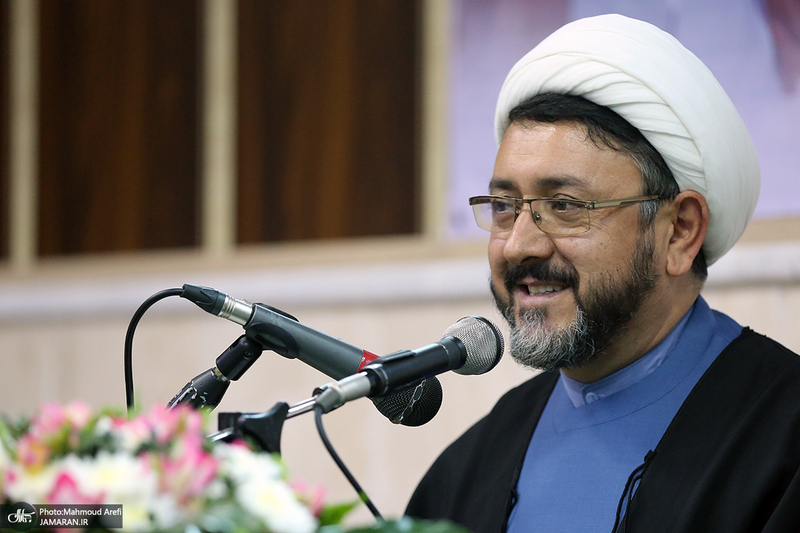 مراسم سالروز میلاد حضرت زهرا(س) و امام خمینی(ره) در موسسه تنظیم و نشر آثار امام(ره)