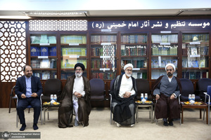 مراسم تقدیر از دست اندرکاران همایش نکوداشت وکلای حضرت امام خمینی (س)