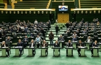 جلسه غیرعلنی نظارتی مجلس با حضور تیم اقتصادی دولت (15)