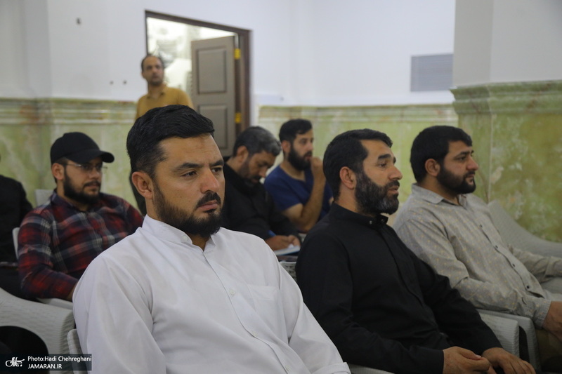 نشست «قرآن و عترت، محور اتحاد مسلمانان در اندیشه امام خمینی(س)» به زبان اردو