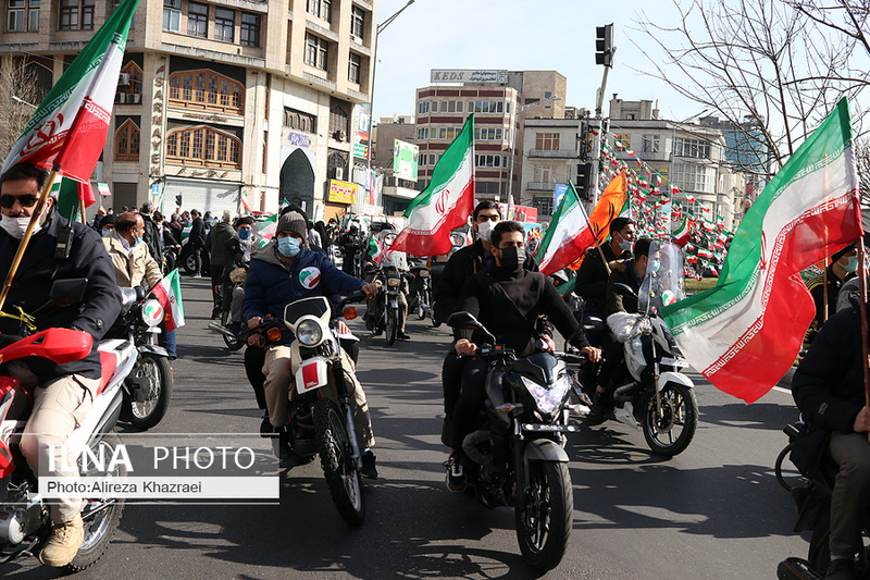 راهپیمایی 22 بهمن در تهران -1