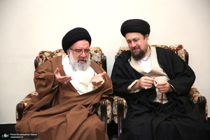 حاشیه تجدید میثاق اعضای مجلس خبرگان رهبری با آرمان های امام خمینی (س)