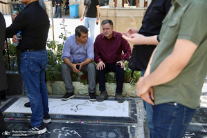 مراسم تشييع پيكر احمد توكلى