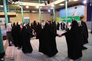 بازدید اقشار مختلف مردم از بیت امام خمینی (س) در جماران-5