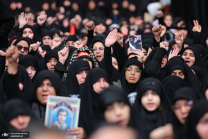 دومین شب مراسم عزاداری حضرت فاطمه‌زهرا (س) در حسینیه امام خمینی