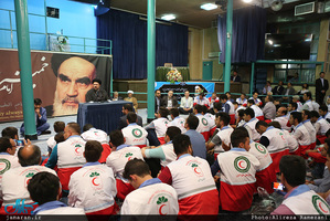 تجدید میثاق جوانان هلال احمر با آرمان های حضرت امام و دیدار با سید حسن خمینی