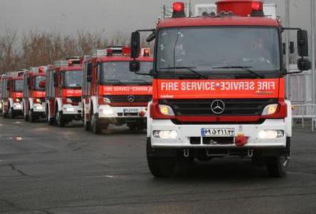 استقرار 25 دستگاه خودروی آتش نشانی به همراه 140 آتش نشان در مصلای امام خمینی (ره)